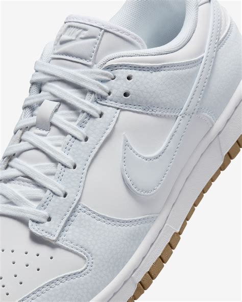 nike dunks low premium.